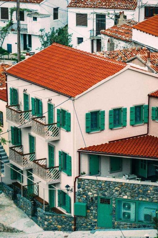 Axiokersa Suites Самотраки Екстериор снимка