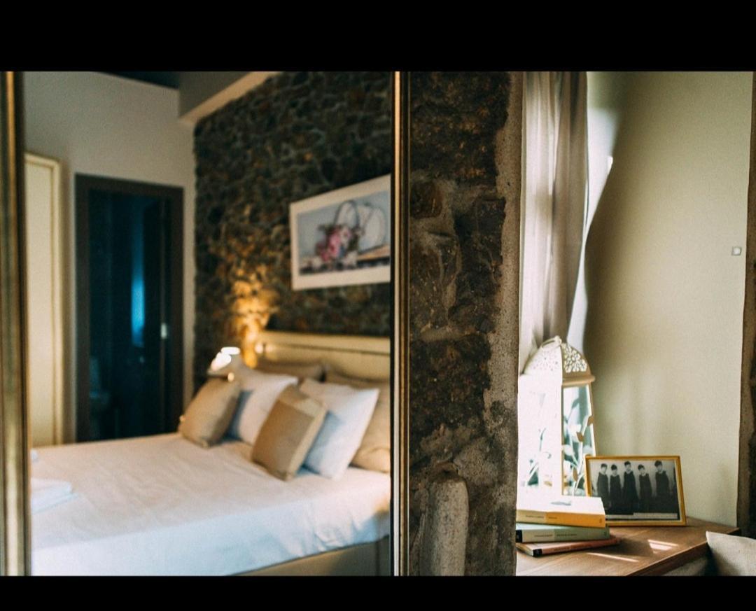 Axiokersa Suites Самотраки Екстериор снимка